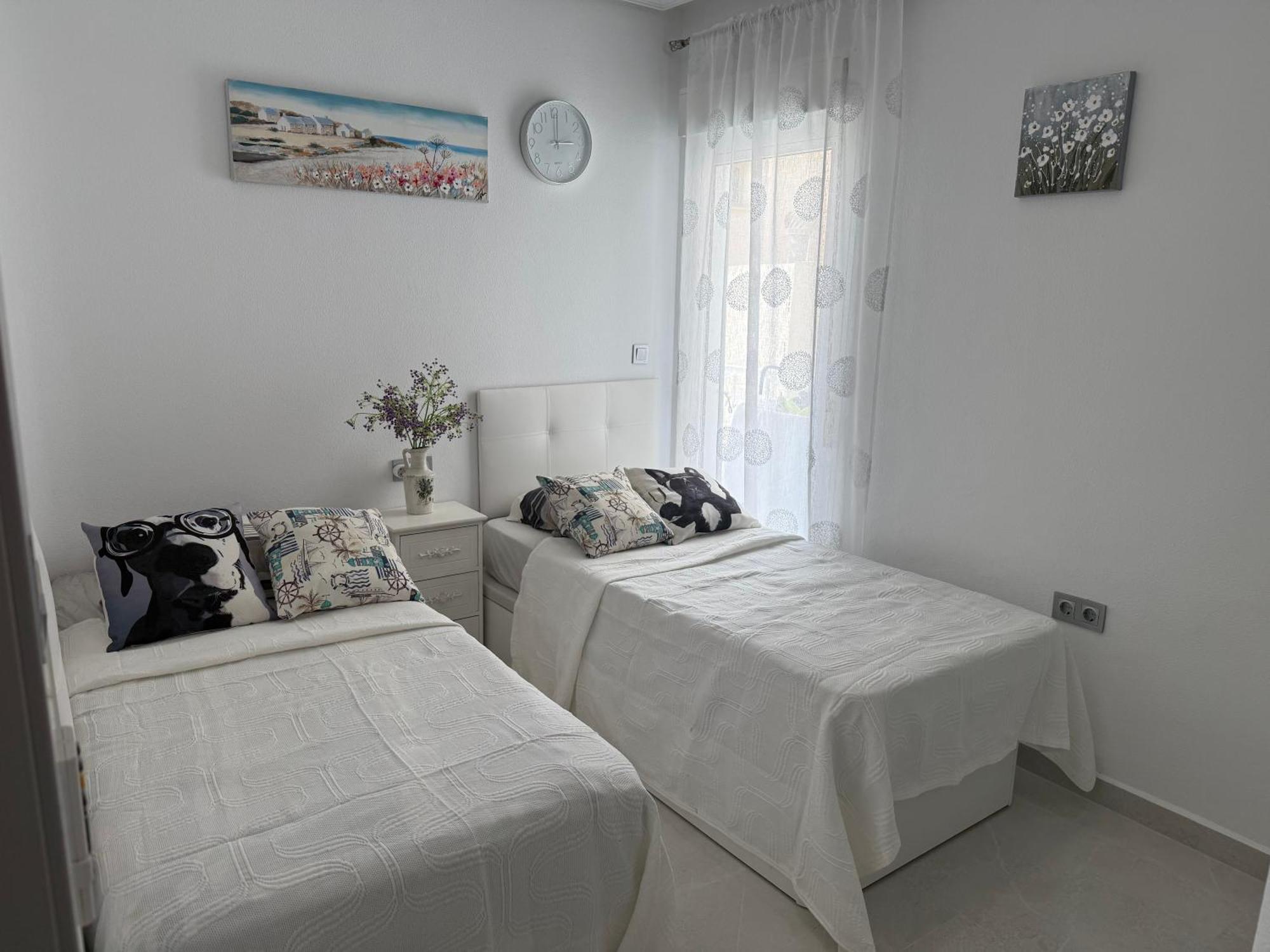 Residenz Ramon Gallud تورّيفيِخا المظهر الخارجي الصورة