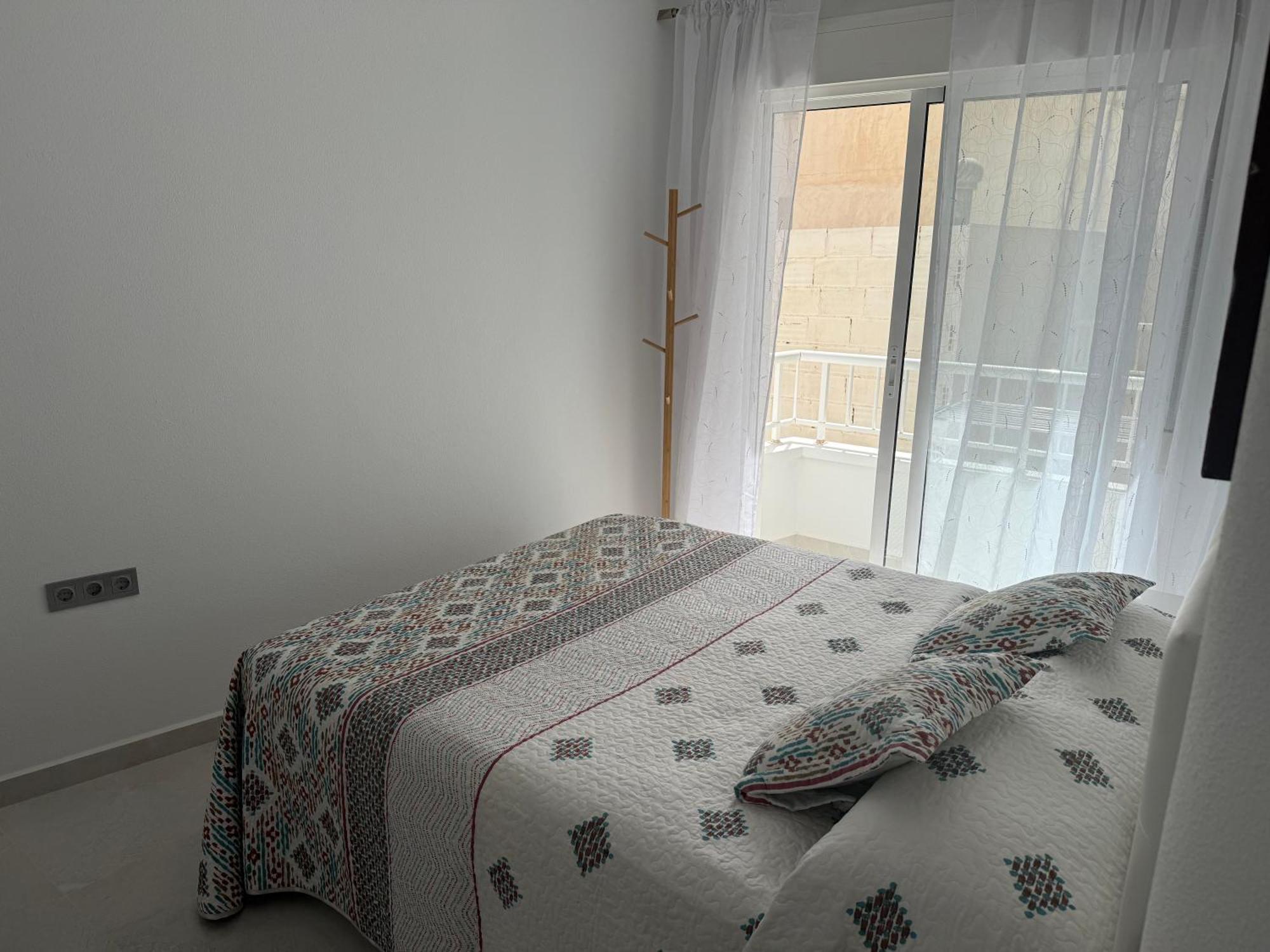 Residenz Ramon Gallud تورّيفيِخا المظهر الخارجي الصورة